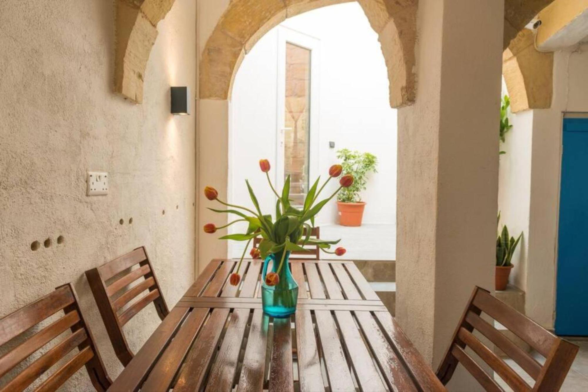 Authentic 1St Fl Apartment At The 3 Cities Marina Cospicua Bagian luar foto