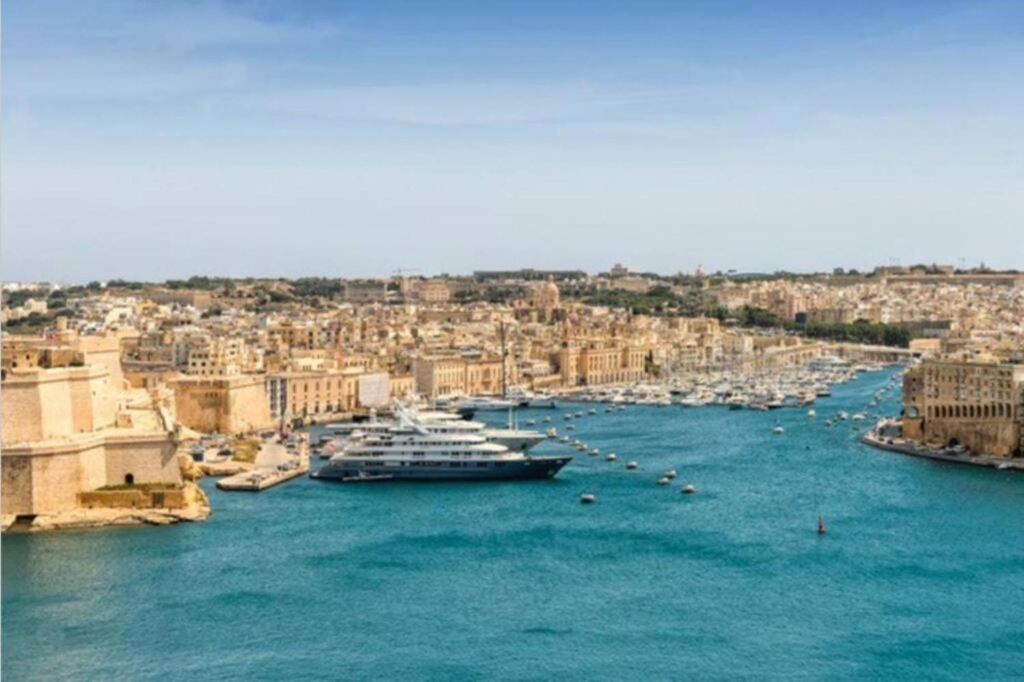 Authentic 1St Fl Apartment At The 3 Cities Marina Cospicua Bagian luar foto